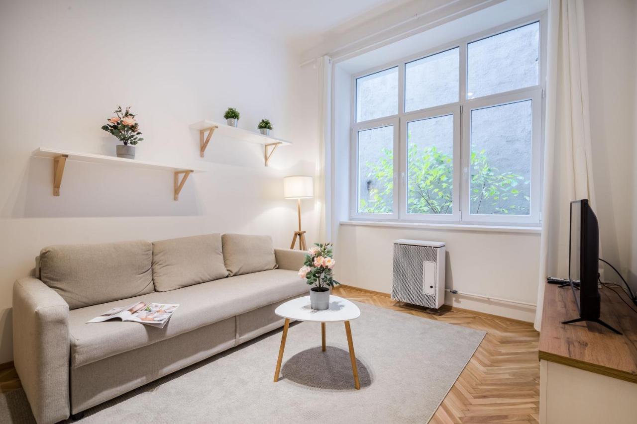 Bpr Toffee Design Home With A/C Budapest Exterior foto